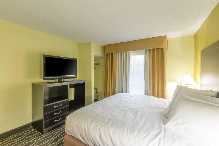 Rodeway Inn Airport
