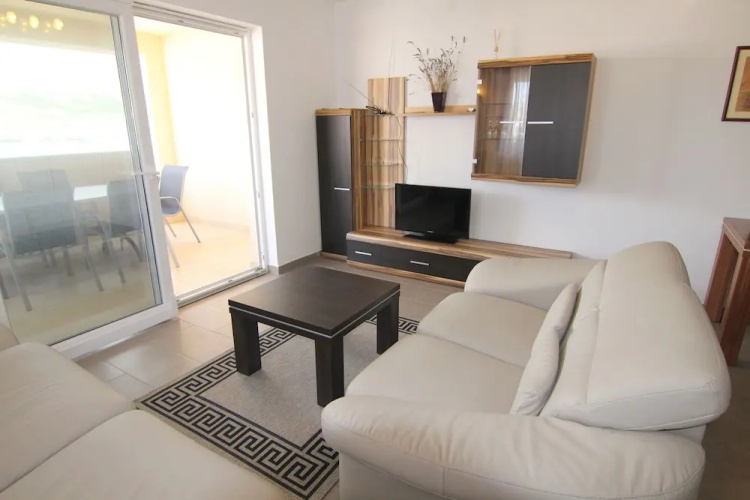 Apartments Jesen Augustin