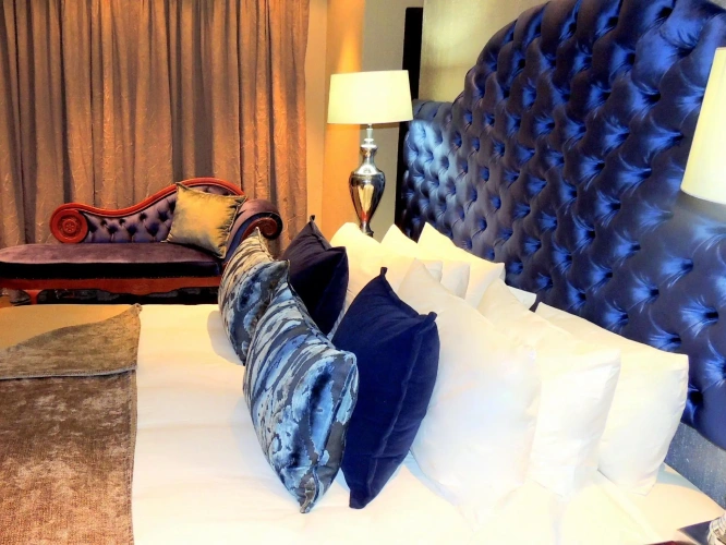 Premier room