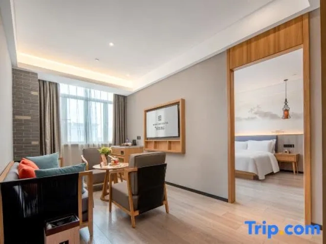 2 Bedrooms Double Suite