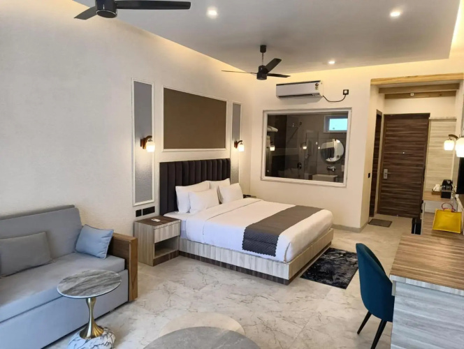 Amritara Chakra River Resort
