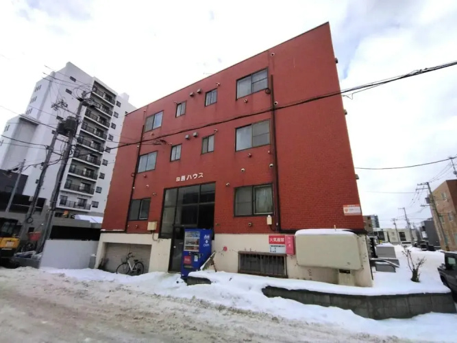 Nissho House 105