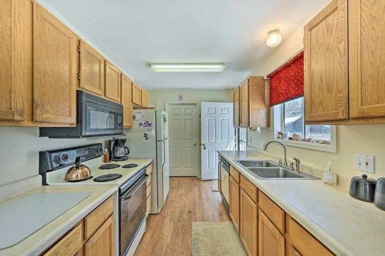 3 Bedrooms Cottage