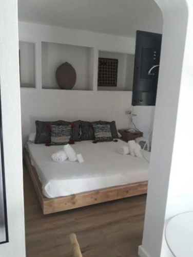 Apartment with balcony and with view