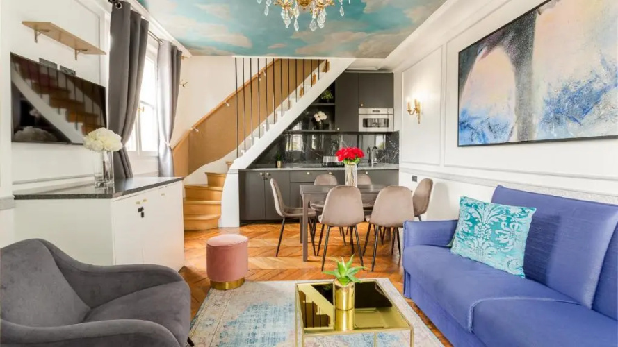 Luxury 2 Bedroom Duplex - Beautiful Monument View
