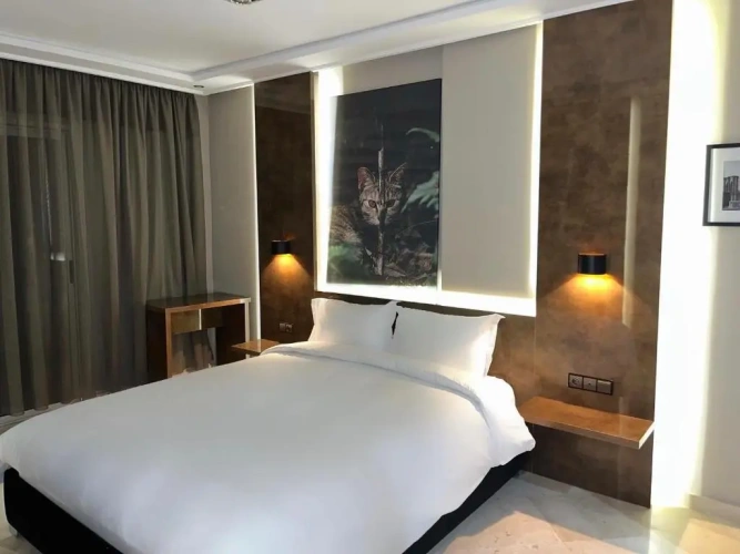2 Bedrooms Apartment