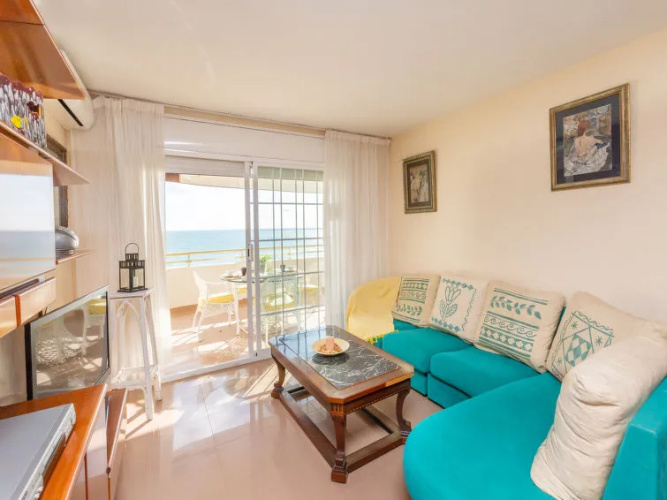 Front Beach - Four Bedroom