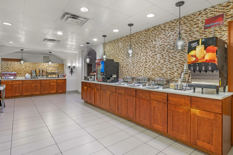 Best Western Plus Kissimmee-Lake Buena Vista South Inn & Suites photo 34