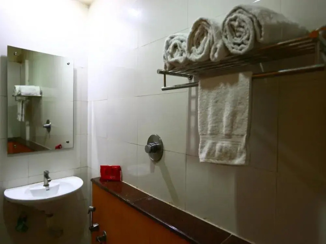 Hotel Orange Inn Guindy Chennai