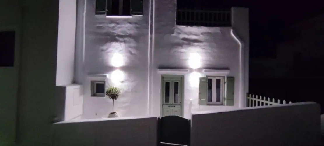 2 Bedrooms Cottage