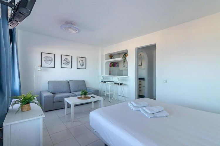 OceanFront Flat I by Canary365