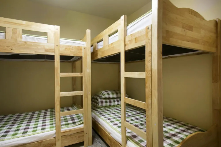 Maya Guesthouse - Hostel