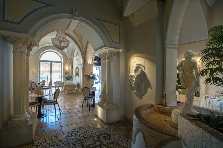 Palazzo Bove
