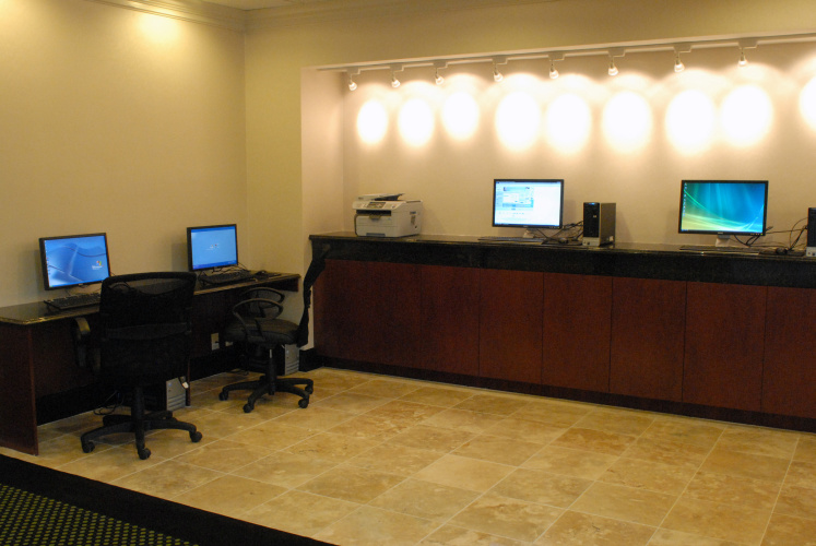 Crowne Plaza Boston - Woburn photo 34