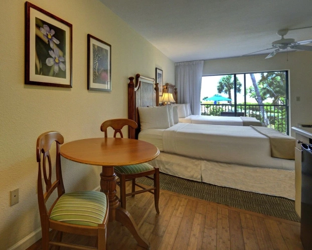Standard Quadruple room with bay view