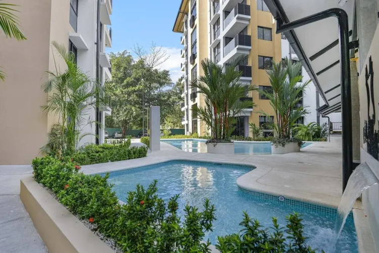 Heavenly View - 2 Bdrm Oceanview Apartment