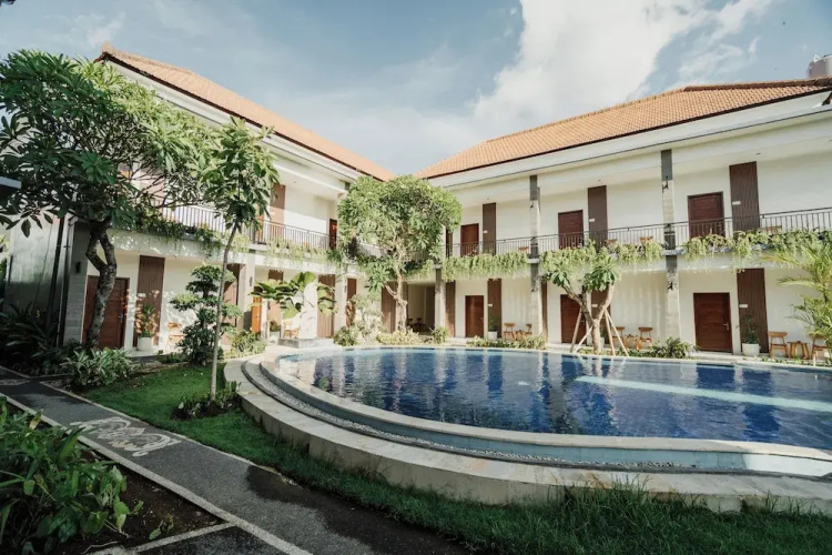 You Suite Seminyak