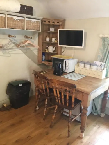 Old Mutlow Cottage