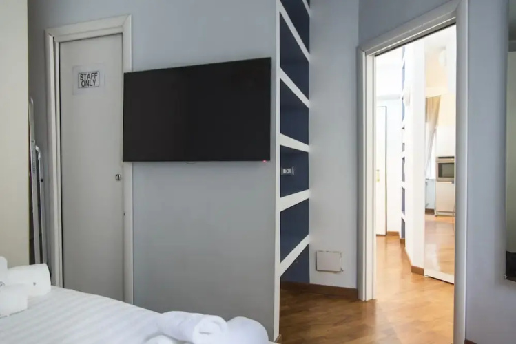 Delicious Apartment in Shopping District