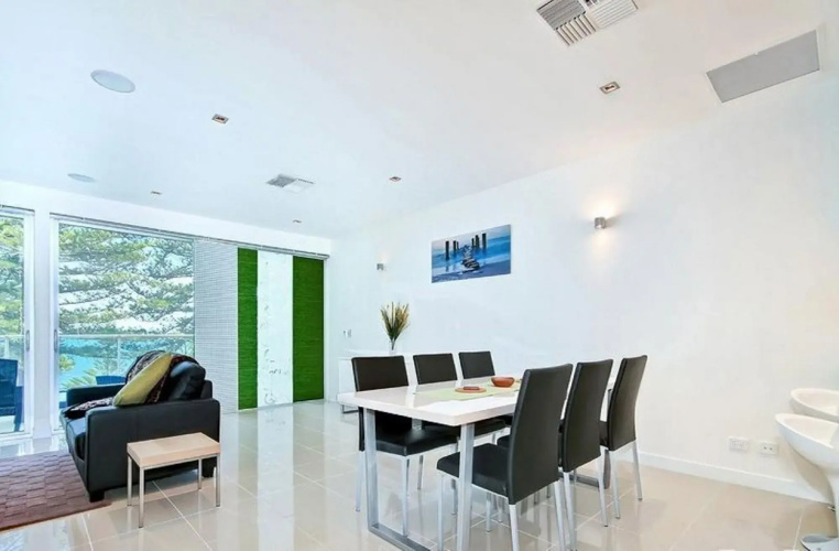Breeze Apartments