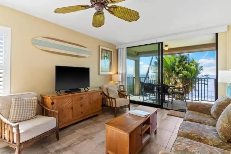 Kihei Beach, #210 2 Bedroom Condo