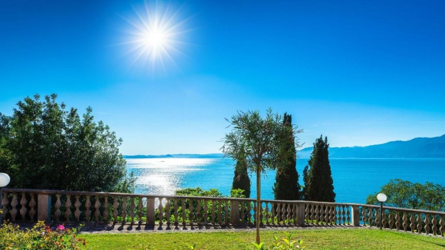 3 Bedrooms Villa