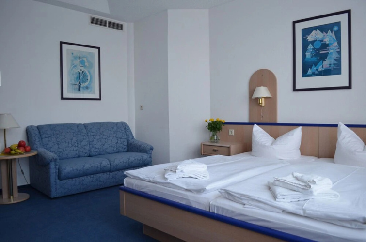 S.E.E. Hotel
