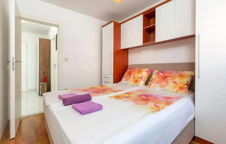 Apartment Valsaline 2182