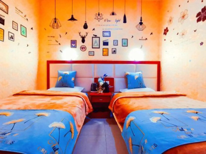 Kunming edge continued hotel