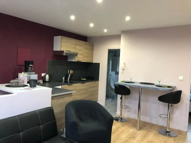 1 Bedroom Apartment