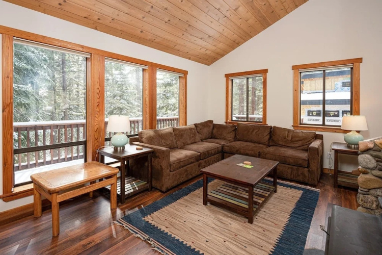 11885 Sitzmark - 4 Br Home