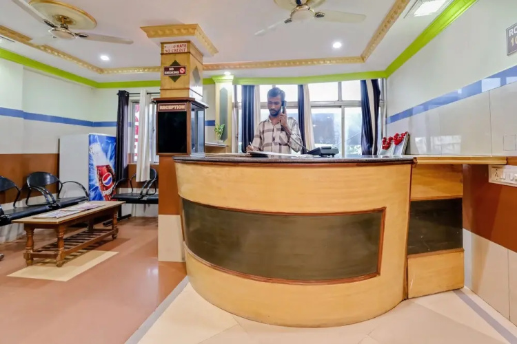 SPOT ON 46393 Venkat Regency