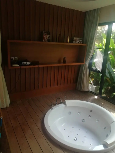 Luxury Amazing Jacuzzi Suite