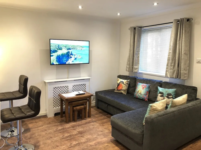 Fountain View 1BR Flat-Free Parking