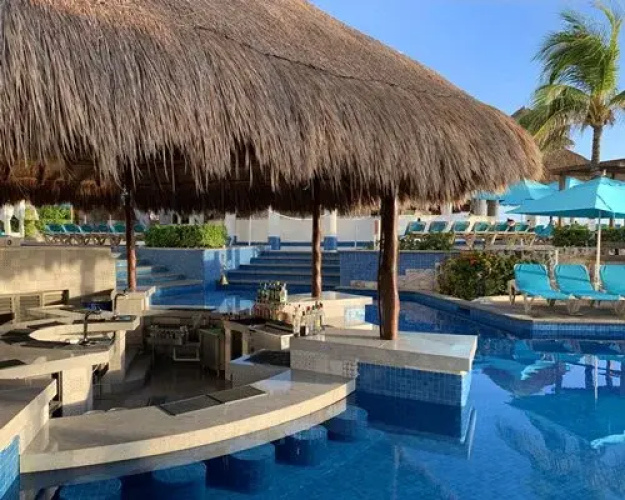 Hotel y Villas Solaris Cancun