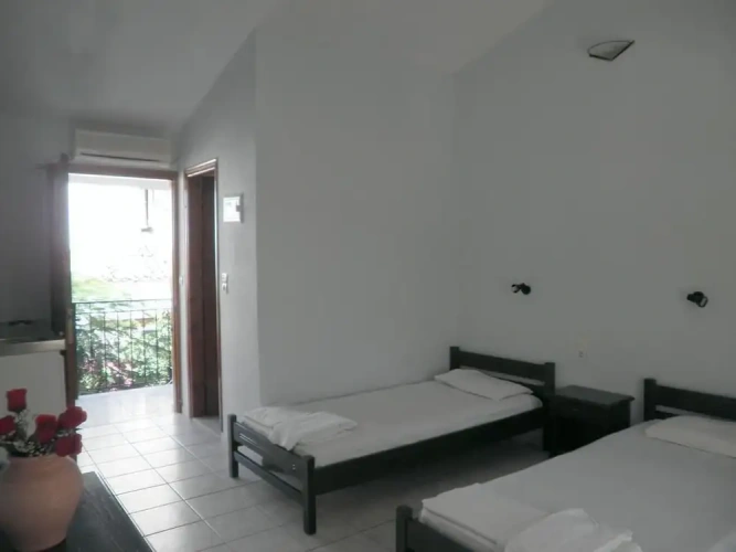 Standard Twin room with balcony and with sea view