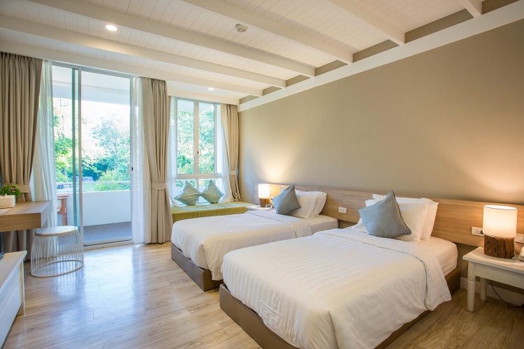 Deluxe Twin room