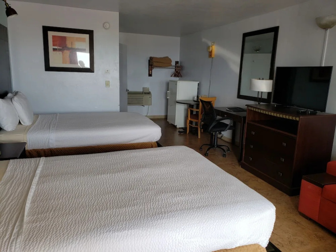 Topaz Motel