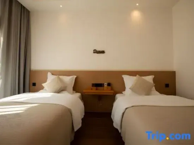 Standard Double room with garden view