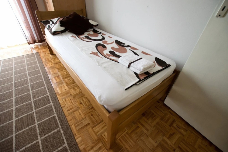 Apartments Luka