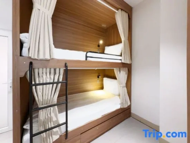 Bed in Dorm