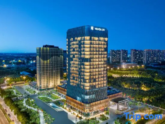 Dingzhou Xiangjiang Wanda Jinhua Hotel