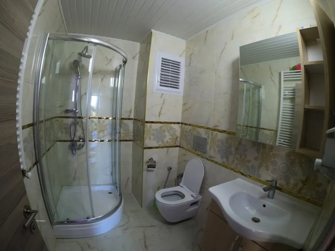3 Bedrooms Apartment with lake view