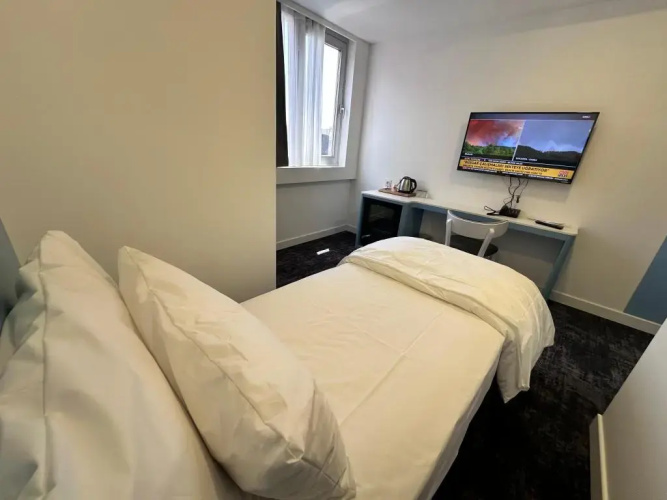 No25 Hotels