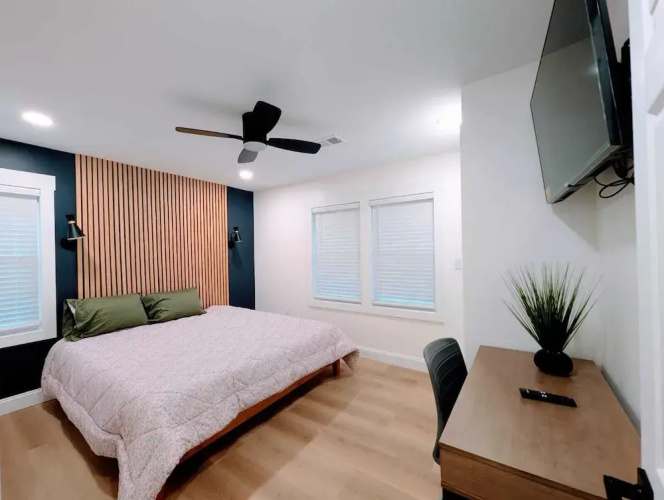 10 Burnett Home