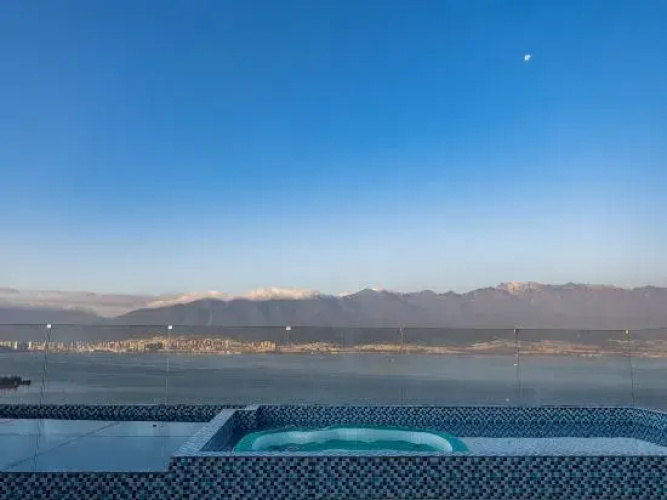 Dare Sea View Villa