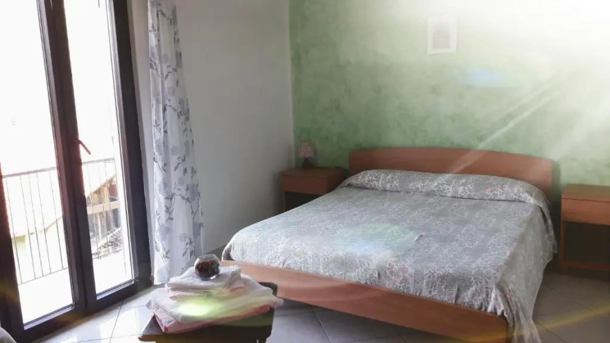 Economy Double room with view