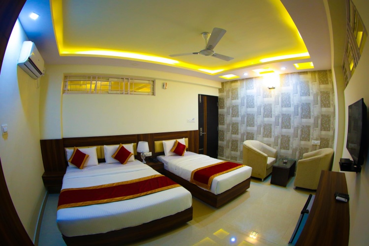 Triple Suite