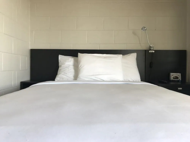 The Cedar Motel