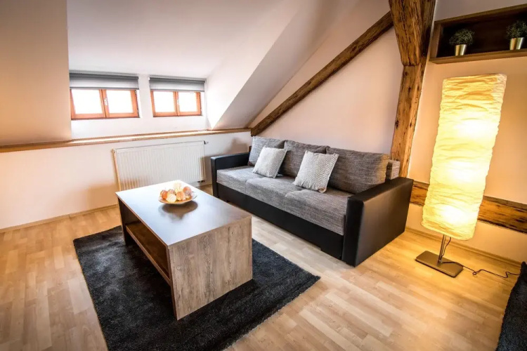 Tylova Apartments